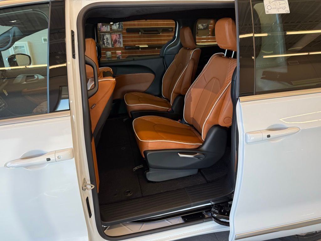 2026 Chrysler Pacifica Pinnacle