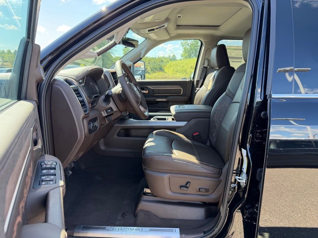 2026 RAM 3500 Limited