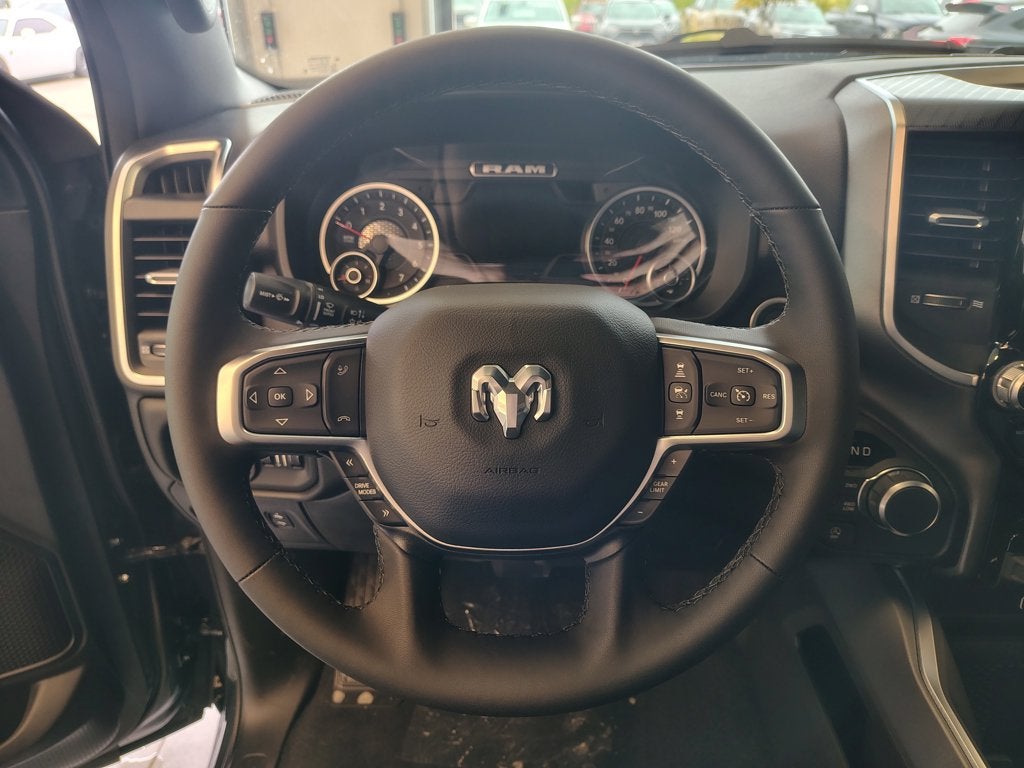 2027 RAM 1500 Big Horn/Lone Star