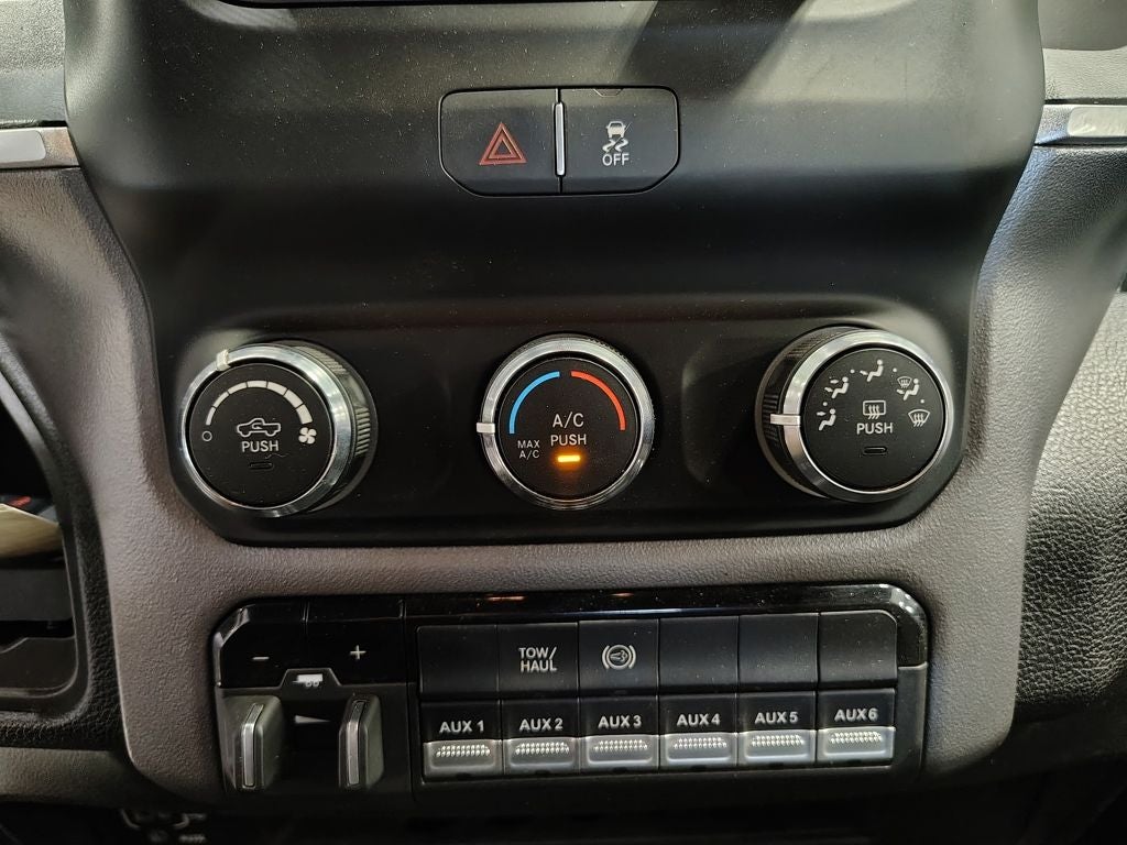 2024 RAM 3500 SLT