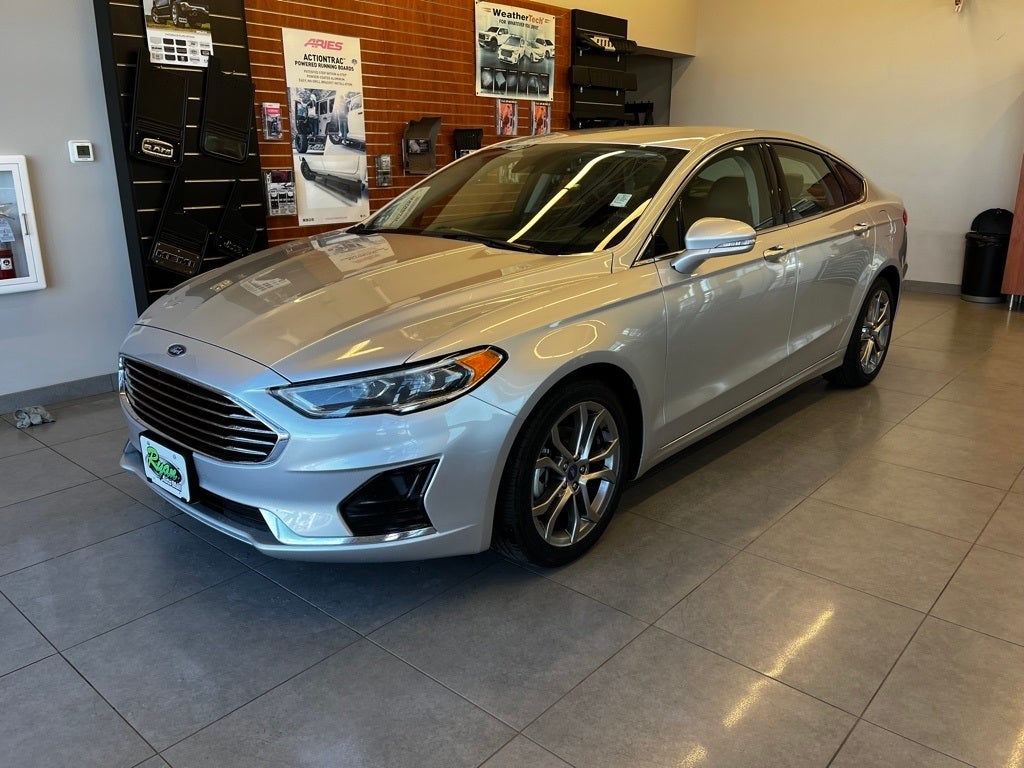 Used 2019 Ford Fusion SEL with VIN 3FA6P0CD6KR270797 for sale in Monticello, Minnesota