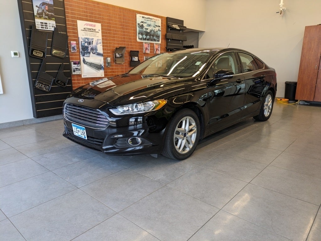 Used 2016 Ford Fusion SE with VIN 3FA6P0HD3GR331927 for sale in Monticello, Minnesota