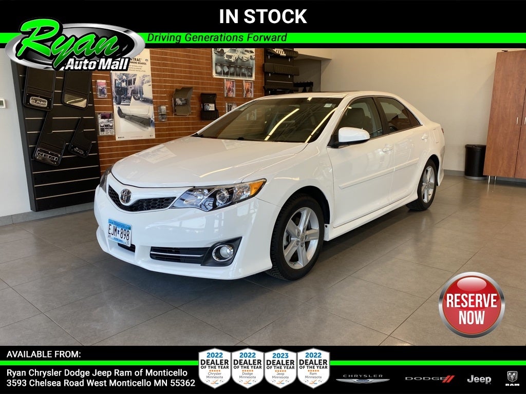 Used 2013 Toyota Camry LE with VIN 4T1BF1FK7DU250898 for sale in Monticello, Minnesota