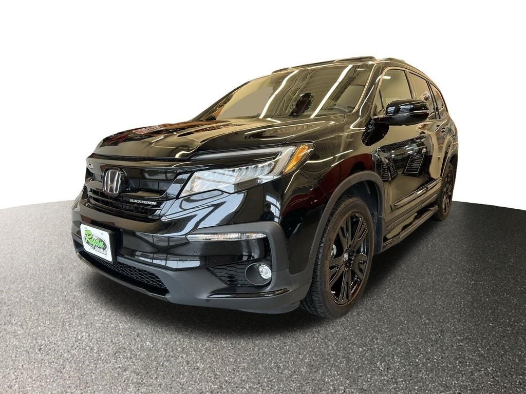 Used 2021 Honda Pilot Black Edition with VIN 5FNYF6H72MB002832 for sale in Monticello, Minnesota