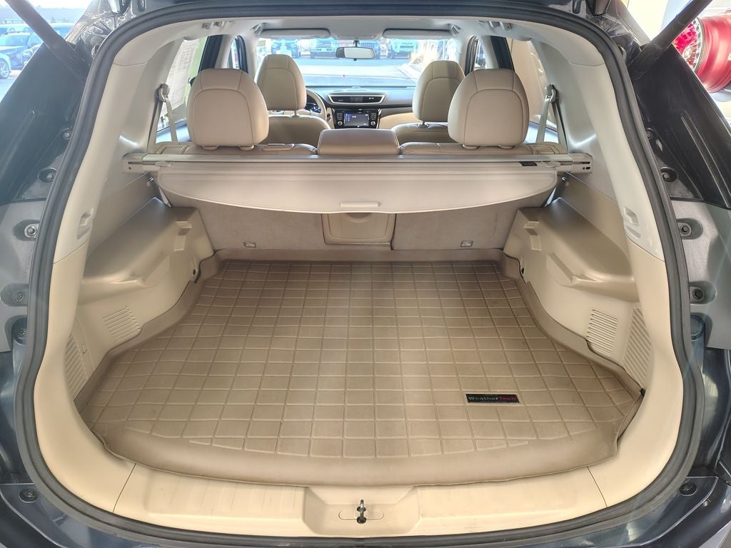 2015 Nissan Rogue SL