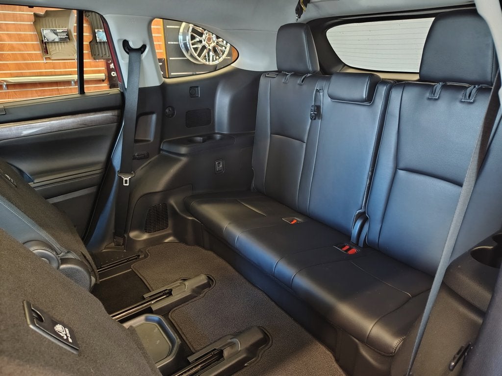 2020 Toyota Highlander Hybrid Platinum