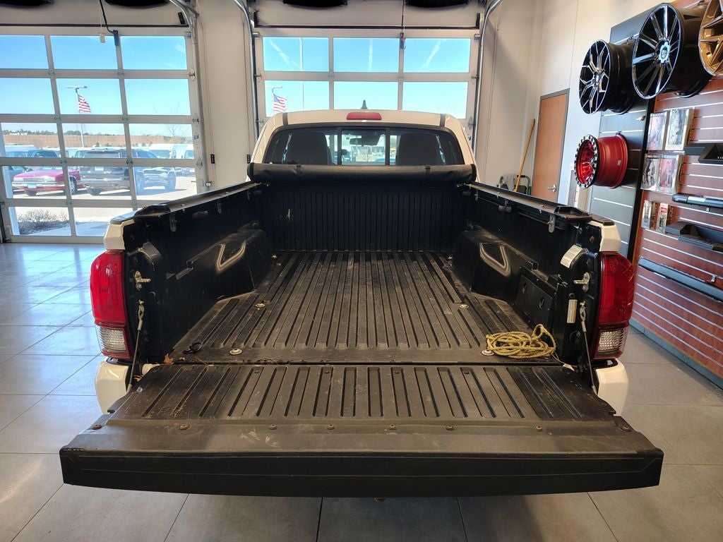 2019 Toyota Tacoma SR V6