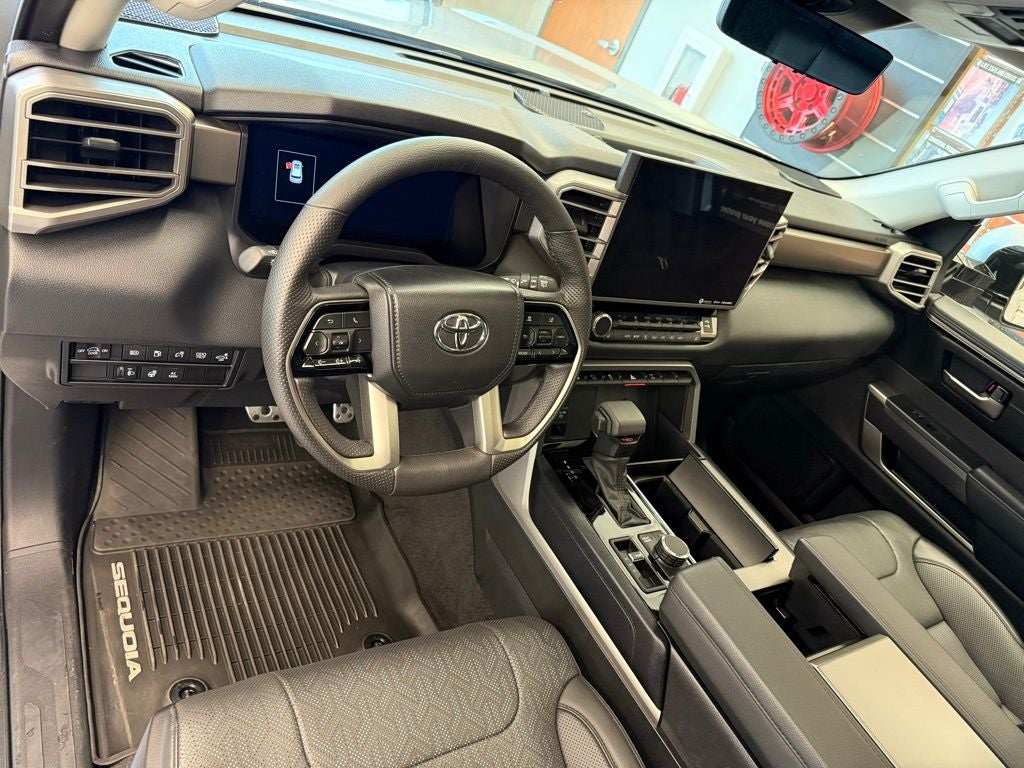 2023 Toyota Sequoia SR5 TRD-OFFROAD