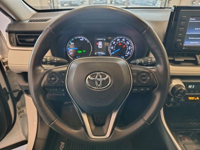 2020 Toyota RAV4 Hybrid XLE