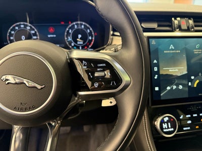 2025 Jaguar F-PACE P250 R-Dynamic S
