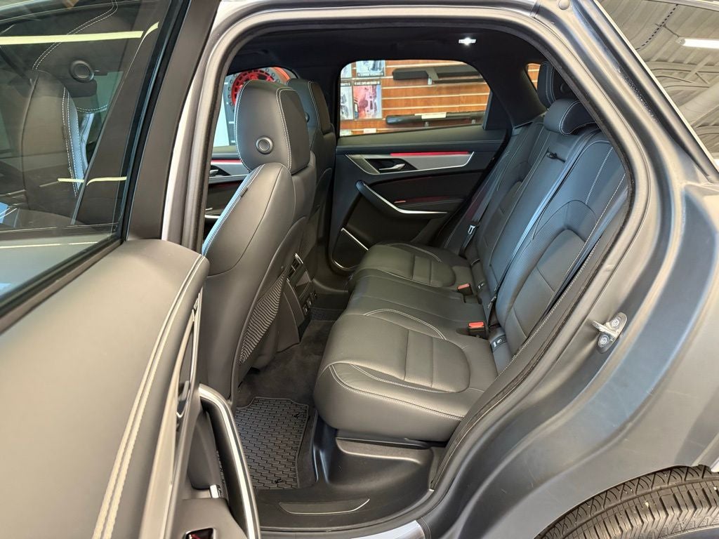 2025 Jaguar F-PACE P250 R-Dynamic S