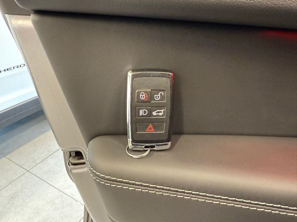 2025 Jaguar F-PACE P250 R-Dynamic S