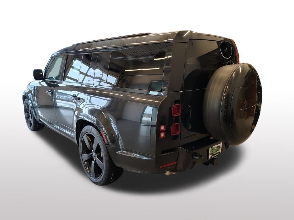 2024 Land Rover Defender 130 X-Dynamic SE