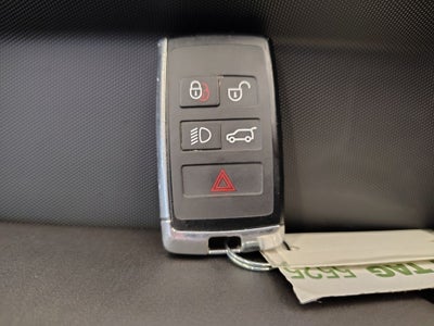 2024 Land Rover Defender 130 X-Dynamic SE