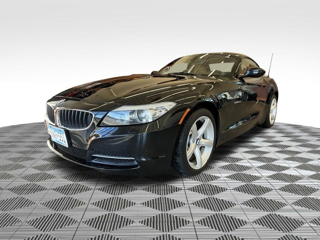 Used 2011 BMW Z4 sDrive30i with VIN WBALM5C55BE380574 for sale in Monticello, Minnesota