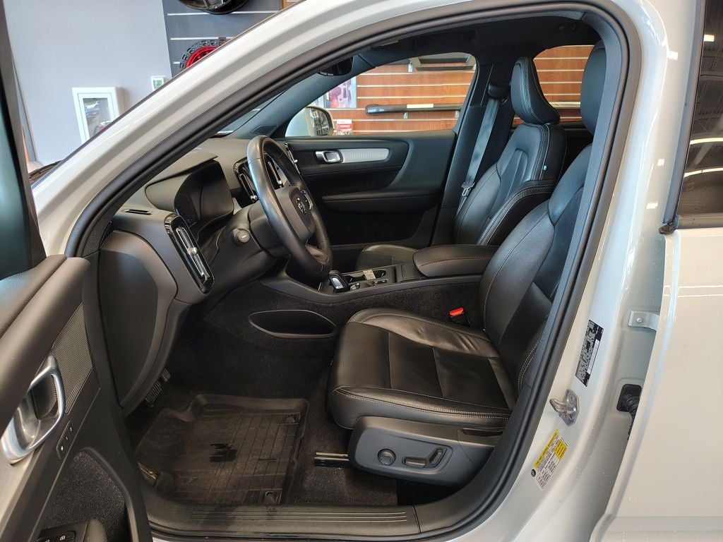 2019 Volvo XC40 Momentum