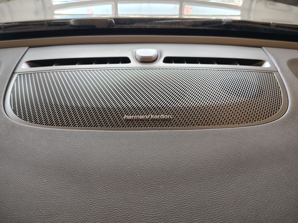 2023 Volvo XC40 Recharge Pure Electric Ultimate