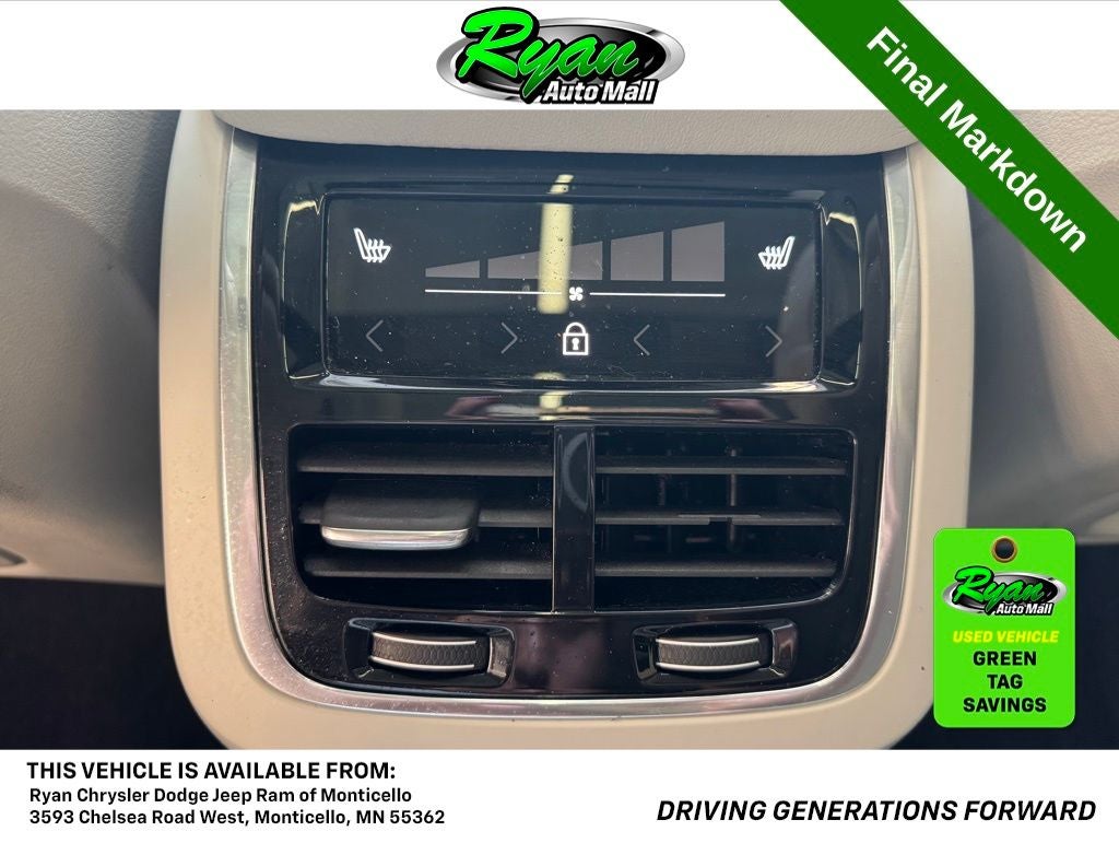 2023 Volvo XC90 B5 Plus