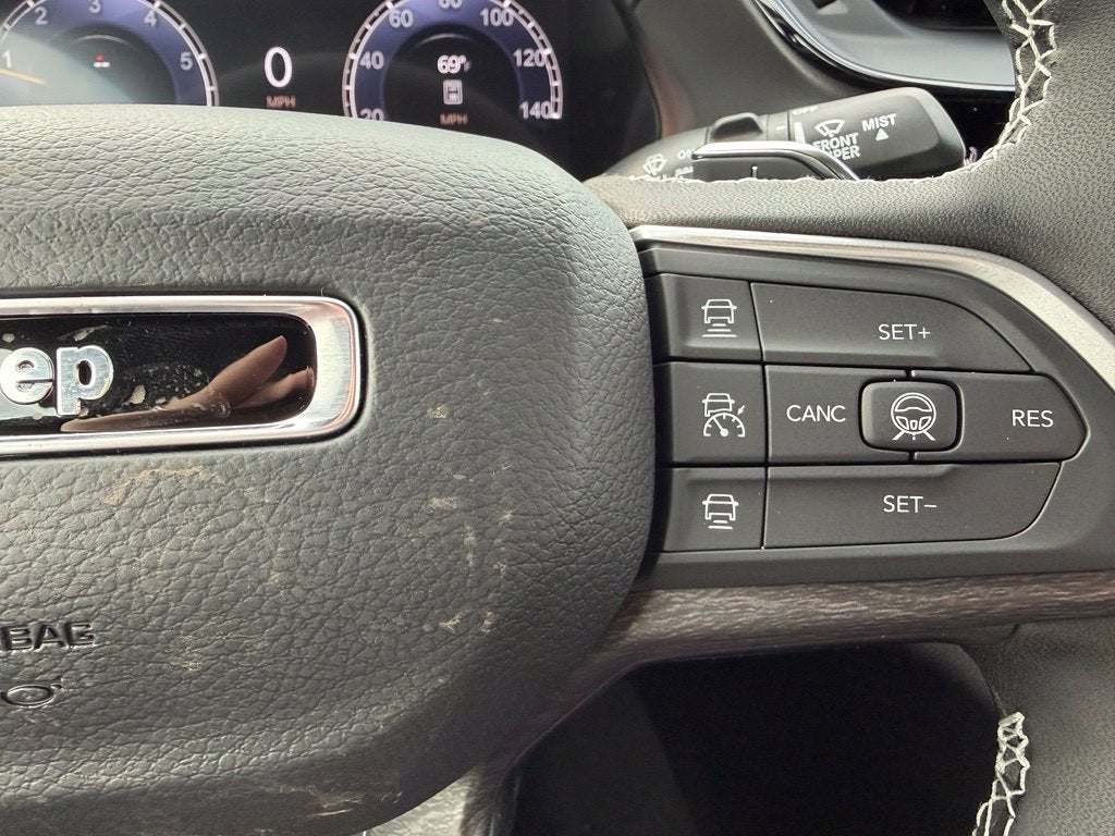 2027 Jeep Grand Cherokee Limited