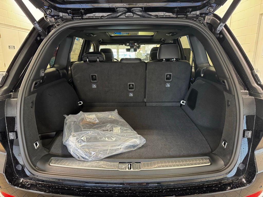 2025 Jeep Grand Cherokee Overland