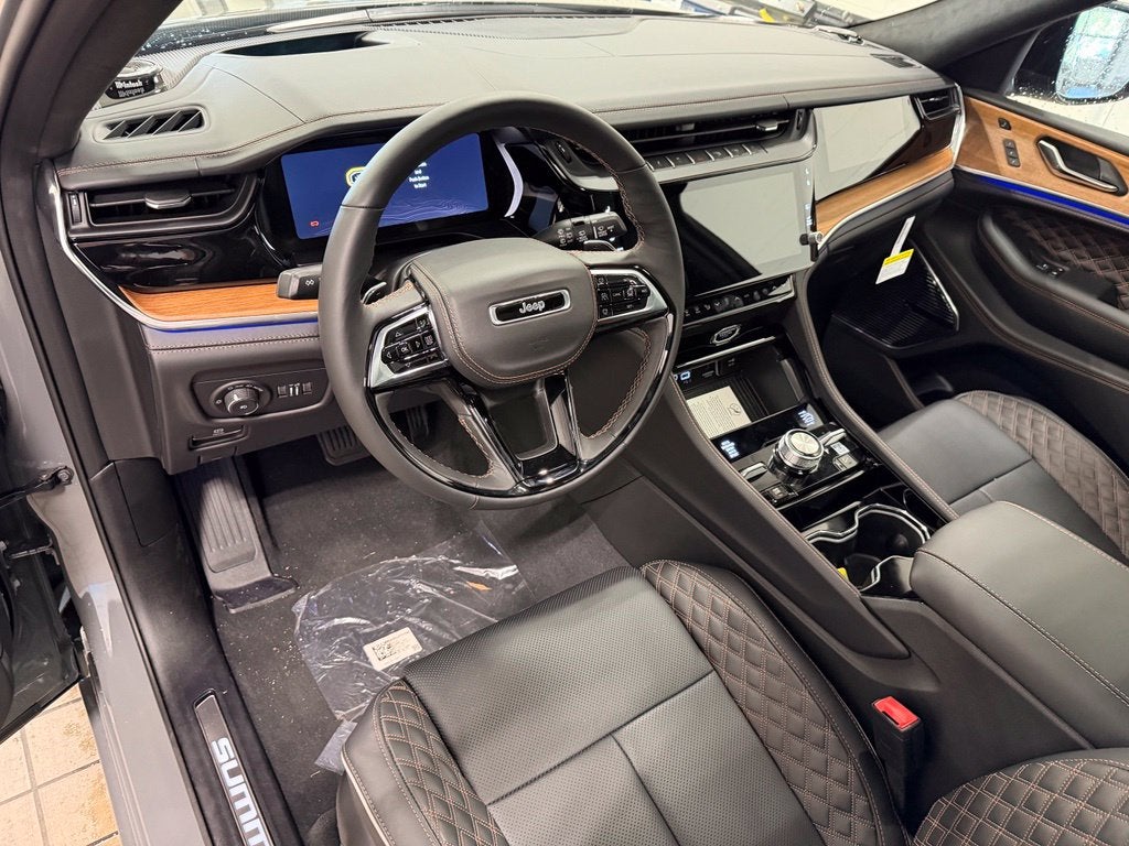 2027 Jeep Grand Cherokee Summit