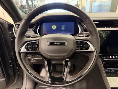 2027 Jeep Grand Cherokee Summit