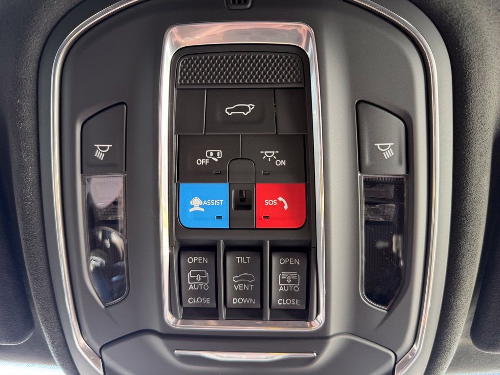 2027 Jeep Grand Cherokee Summit