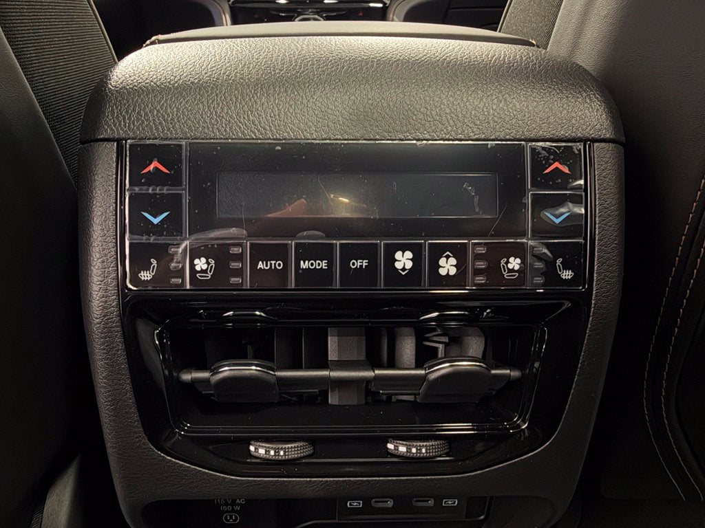 2027 Jeep Grand Cherokee Summit