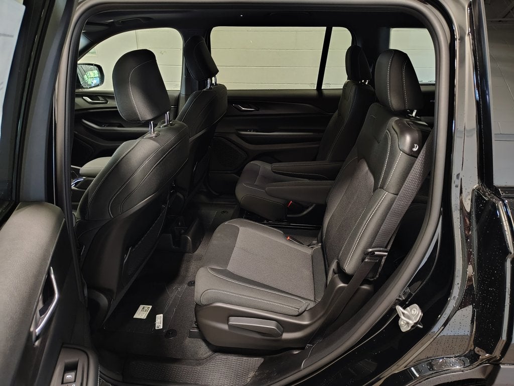 2027 Jeep Grand Cherokee L Laredo X