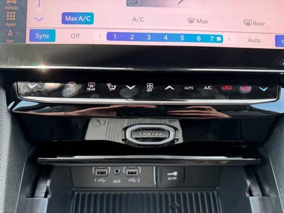 2026 Jeep Grand Cherokee L Laredo Altitude