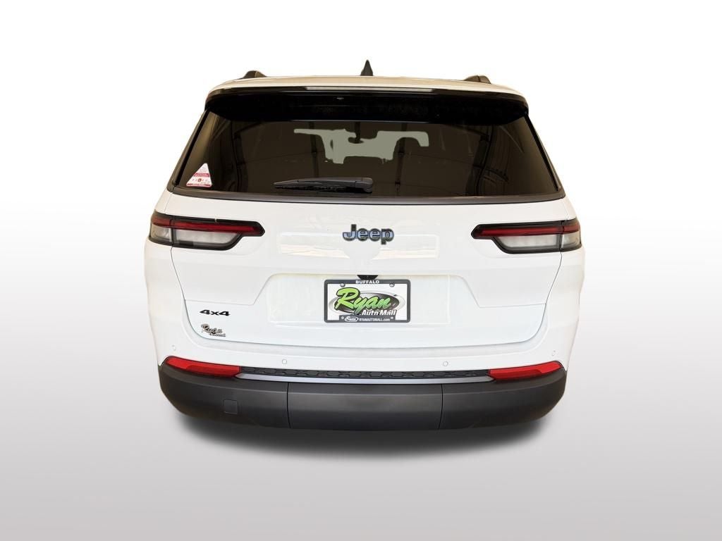 2026 Jeep Grand Cherokee L Laredo Altitude