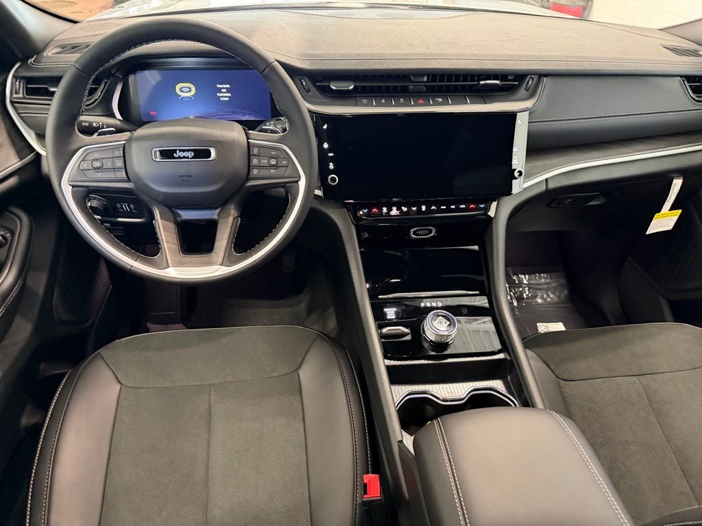 2026 Jeep Grand Cherokee L Laredo