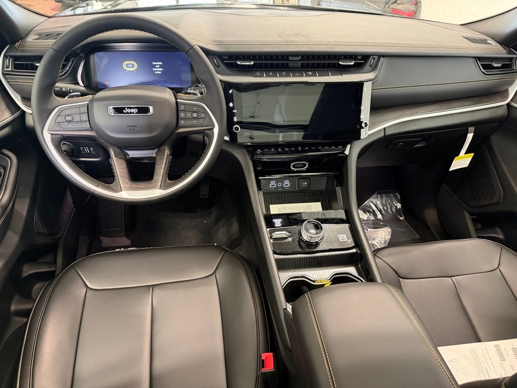 2026 Jeep Grand Cherokee L Limited 85th Anniversary Edition
