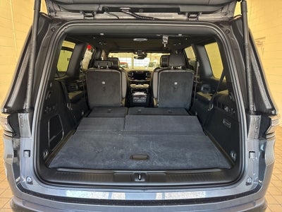 2026 Jeep Grand Wagoneer Base