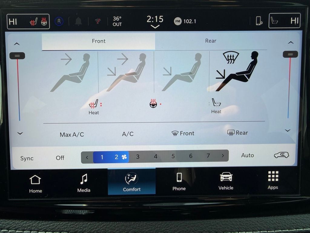 2026 Chrysler Pacifica Select