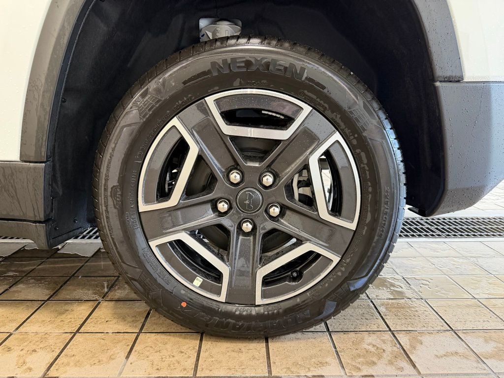 2026 Jeep Cherokee Laredo