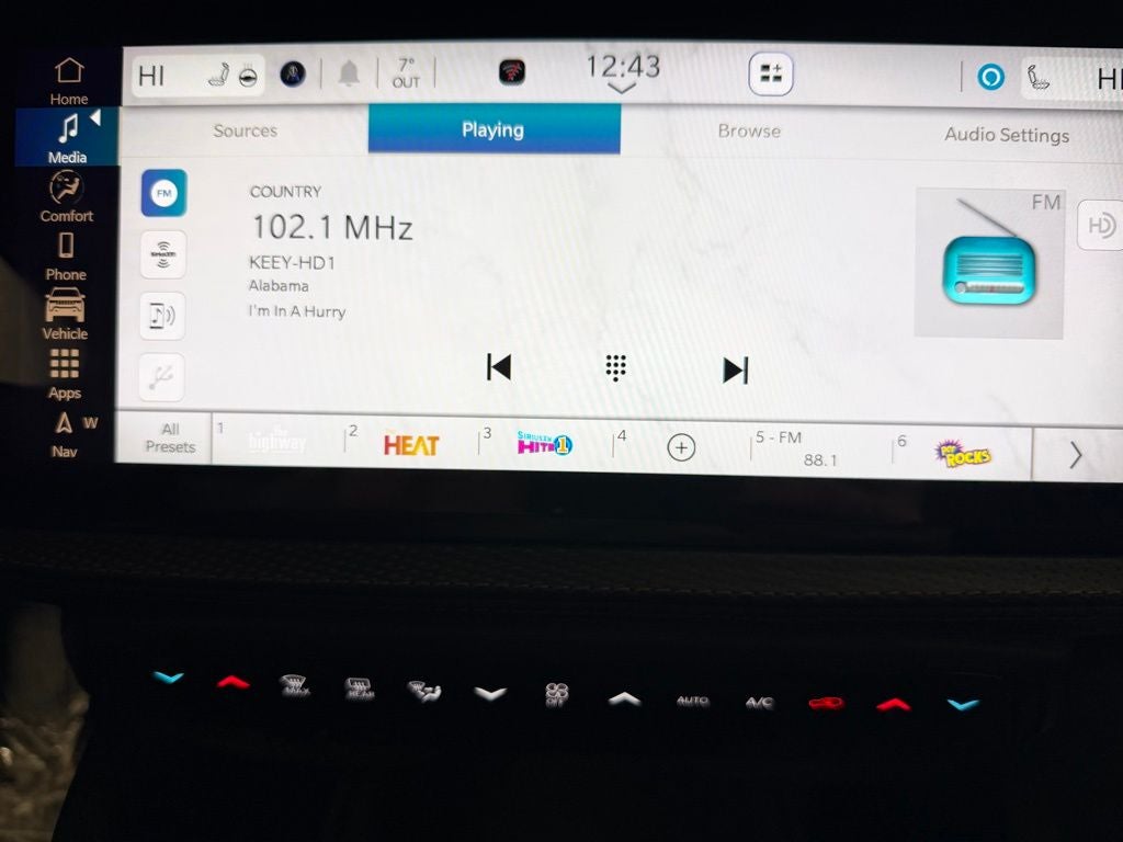 2026 Jeep Cherokee Overland