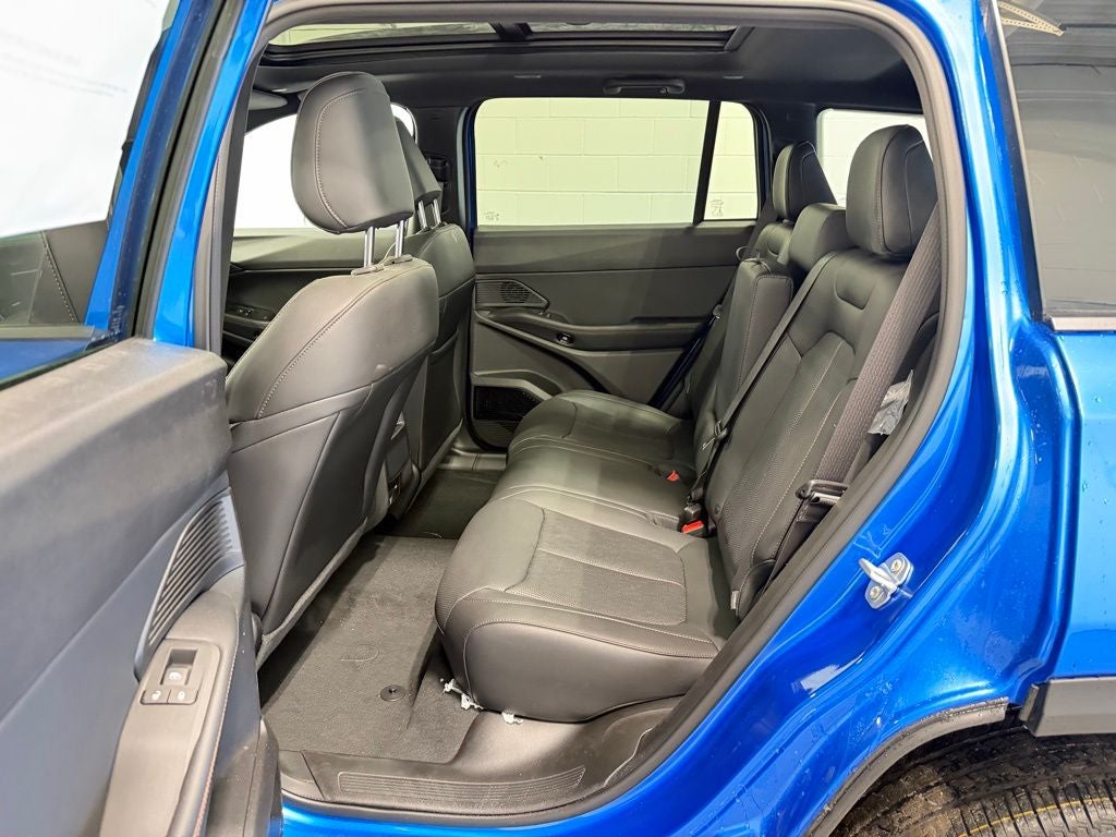 2026 Jeep Cherokee Overland