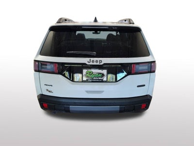 2026 Jeep Cherokee Overland
